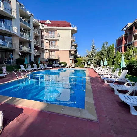 Apartment Starfish Romantic Free Parking Pool View Near