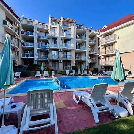 Starfish Romantic Free Parking Pool View Near Apartment