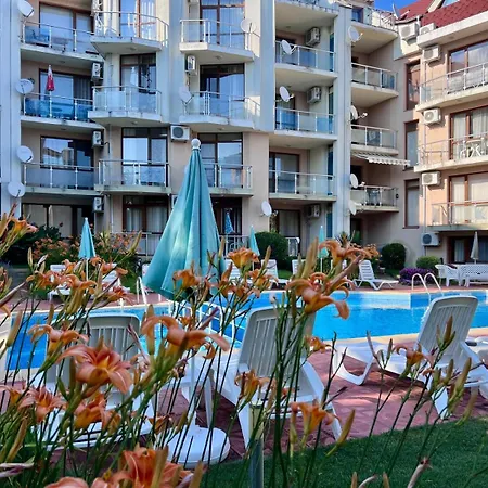 Starfish Romantic Free Parking Pool View Near Apartment *